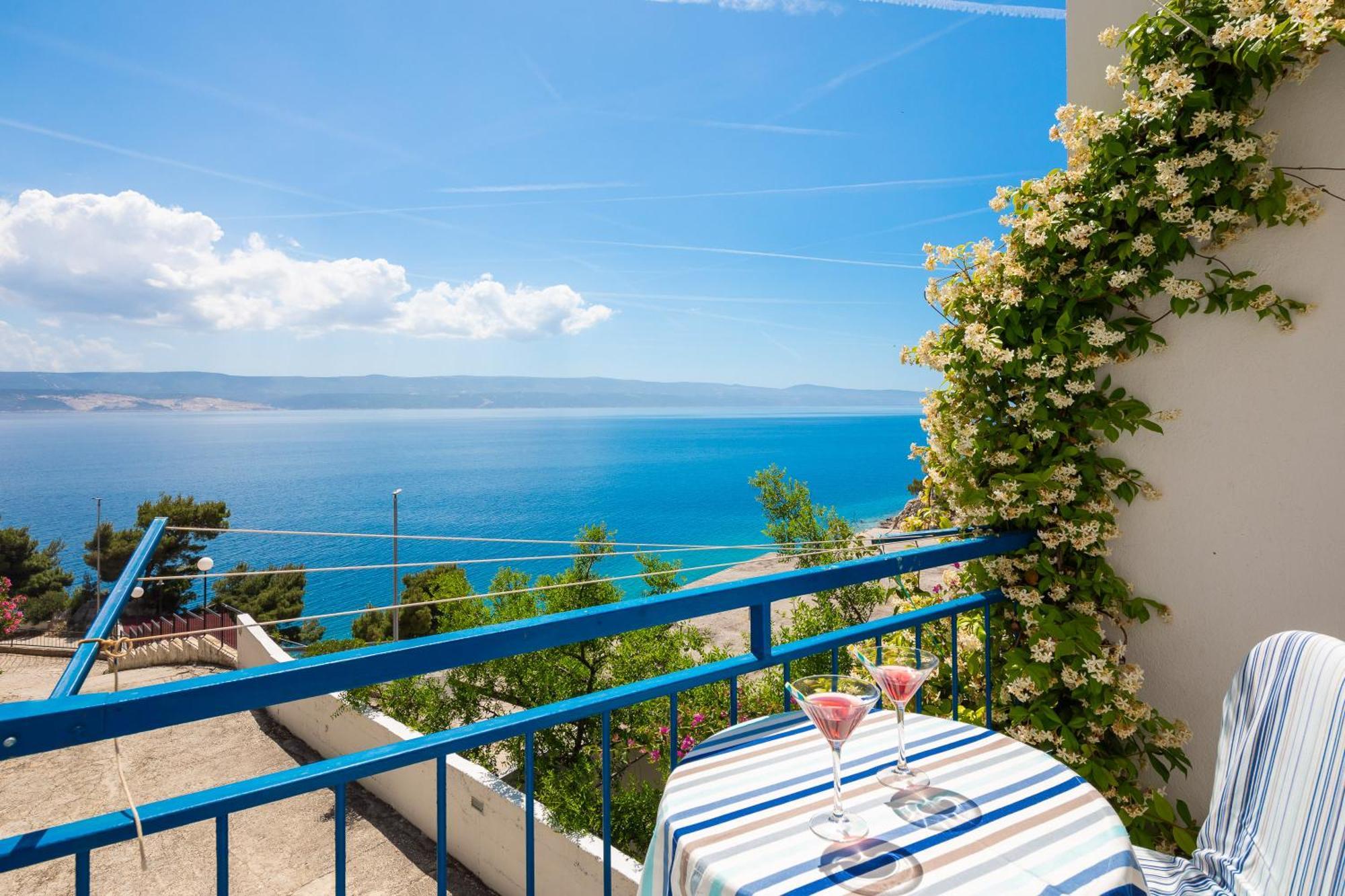 Caleta Seaview Suites II - Pool & Jacuzzi Локва-Рогозница Экстерьер фото
